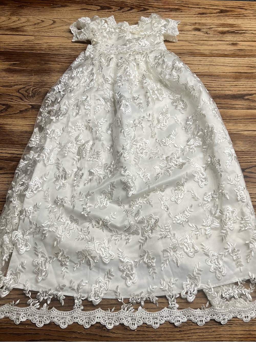 Bow Dream Lace Christening Gown size 3-6 months